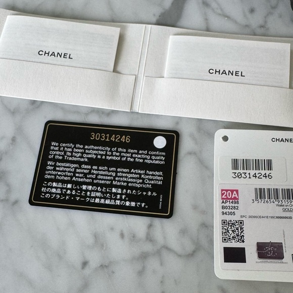 Chanel Wallet On Chain EXTREMELY RARE Lucky Charms Black Calfskin Crossbody Bag - Picture 4 of 16